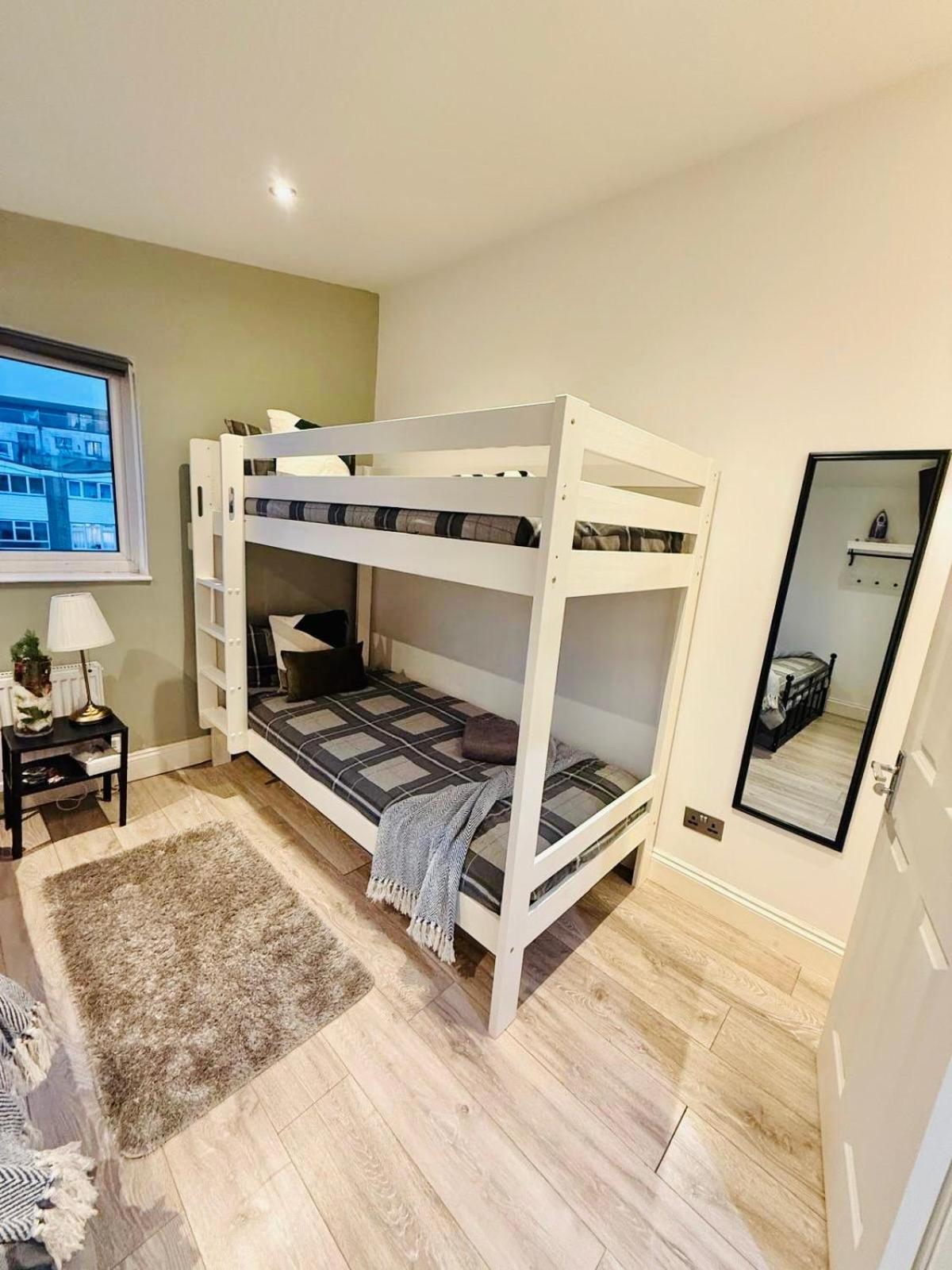 15 Min To Central London Guest Suites 22 Kültér fotó