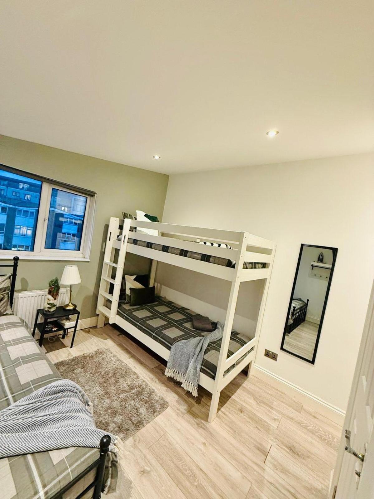 15 Min To Central London Guest Suites 22 Kültér fotó